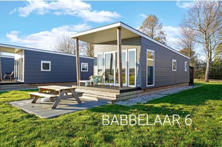 Chalet Babbelaar 6 - Premium Locatie Lauwersoog Buitenkant foto